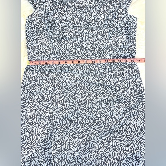 Pierri Dress Size 8 NWT Grey Sheath Dress with Zipper Accents Short Sleeves - Picture 15 of 16